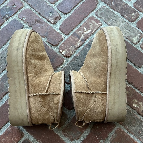 UGG Classic Ultra Mini Platform Boots in Chestnut - Picture 4 of 8